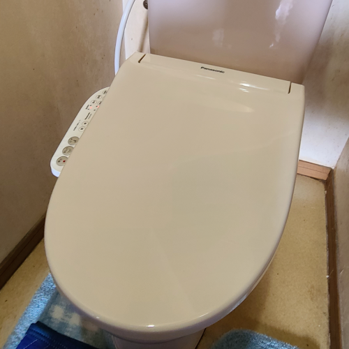 鹿児島W邸便座交換工事